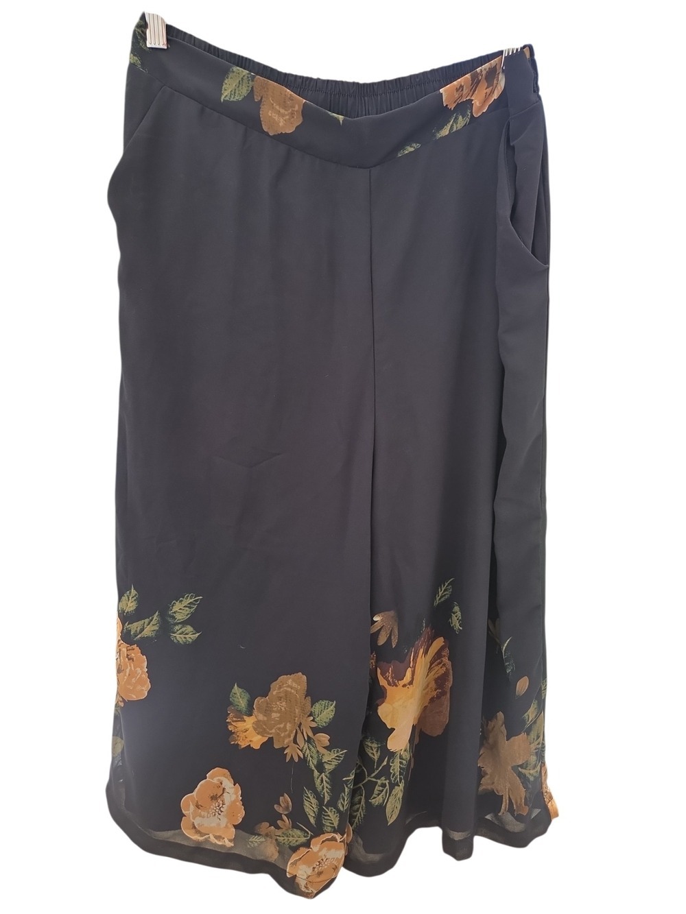Black Floral Wide Leg Crop Pants XL